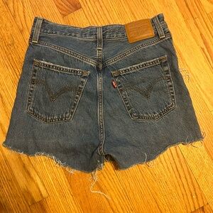 Levi’s shorts